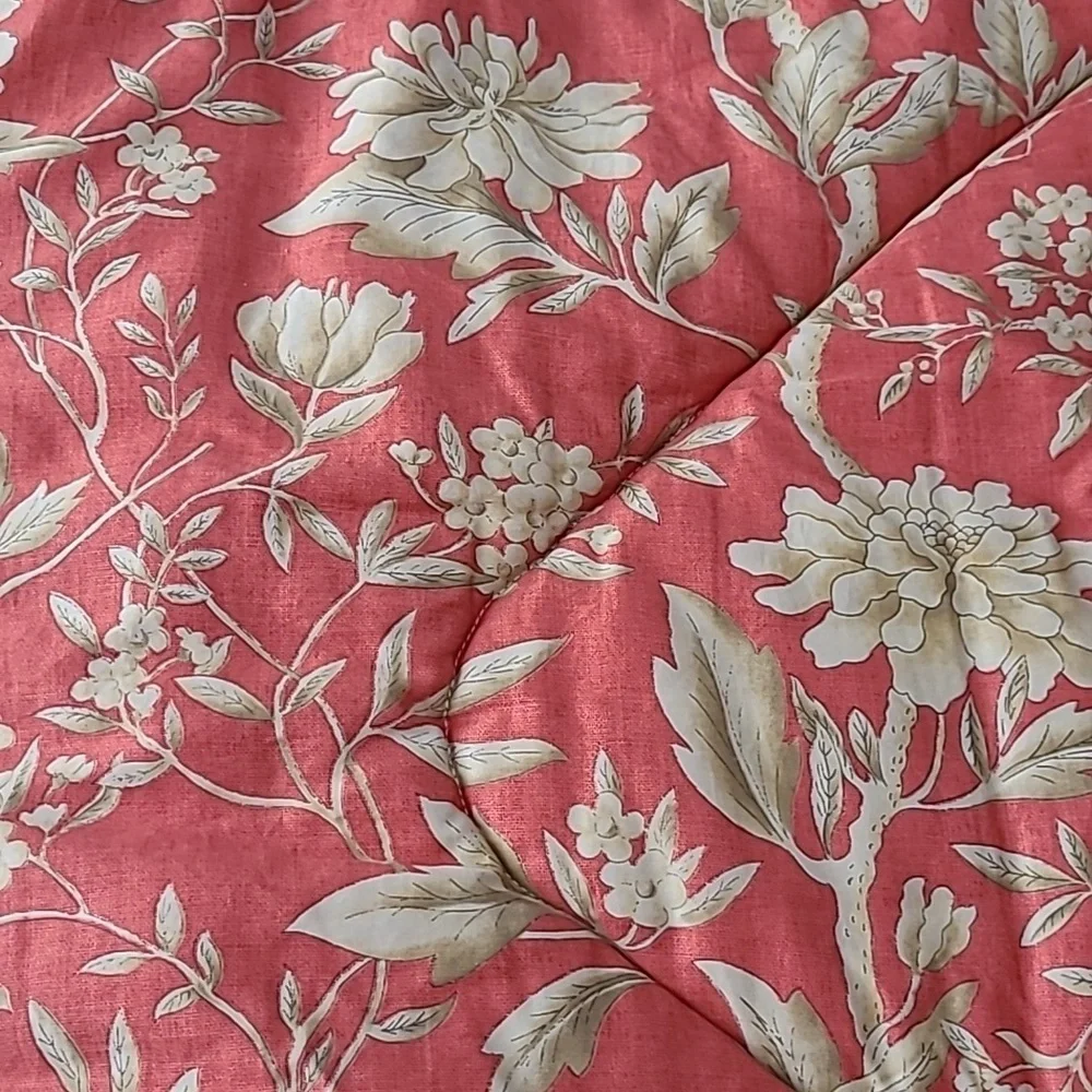 EUC Lauren Ralph Lauren Villa Camelia Floral Fretwork Comforter/Euro Shams Set